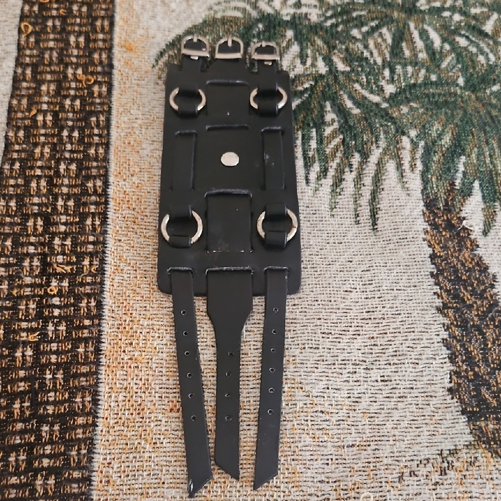Biker Wrist Band Leather Look Felt Inside Great For October Fest DAYTONA